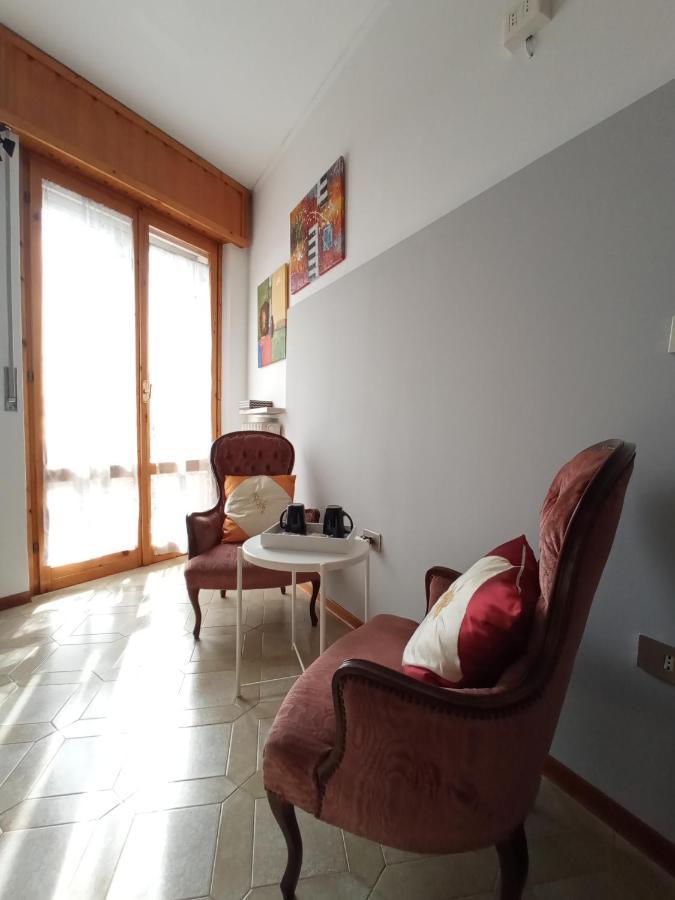 Casa Doretta - Camere Rooms ヴェローナ エクステリア 写真