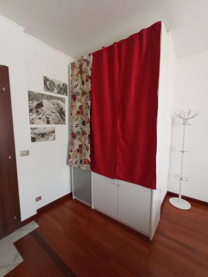 Casa Doretta - Camere Rooms ヴェローナ エクステリア 写真